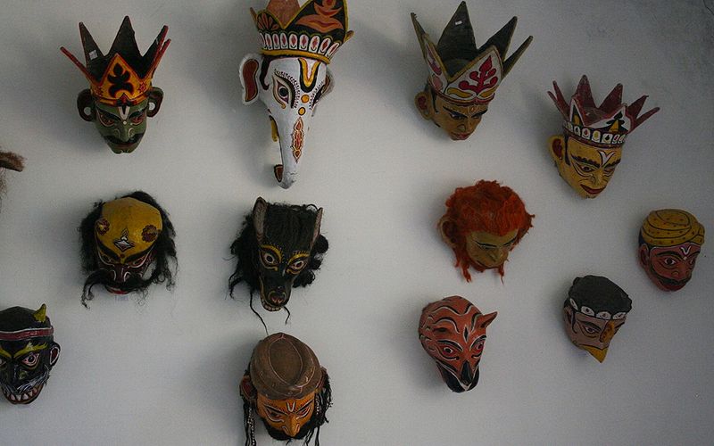 चित्र:Masks-Manav-Sangrahalaya-Bhopal-1.jpg