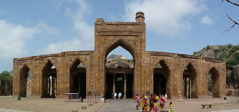 चित्र:Adhai-Din-Ka-Jhonpra-Ajmer-1.jpg