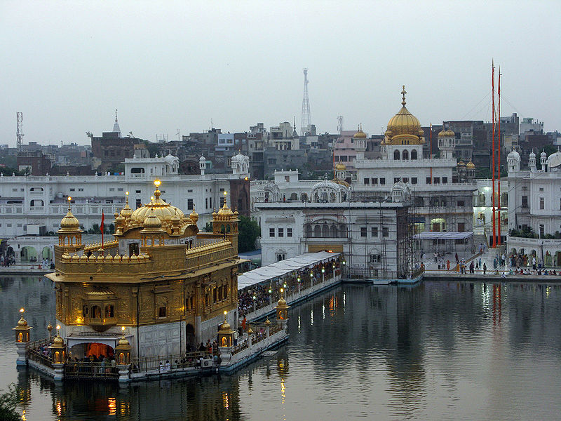 चित्र:Sri-Akal-Takht-Sahib.jpg