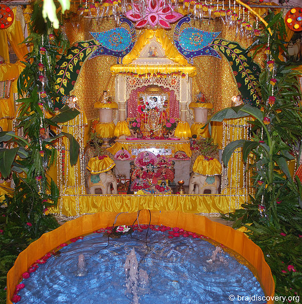 चित्र:Krishna-Janmbhumi-Mathura-5.jpg