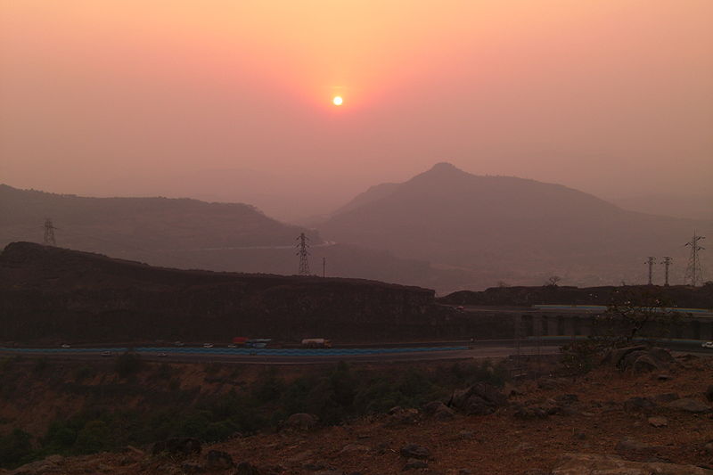 चित्र:Sunset-At-Khandala.jpg