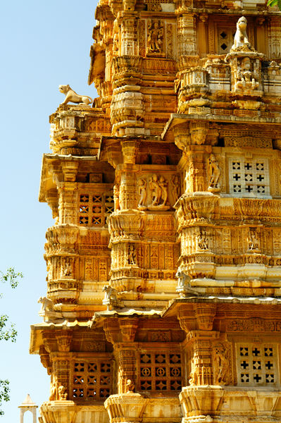 चित्र:Vijay-Stambh-Chittorgarh-4.jpg