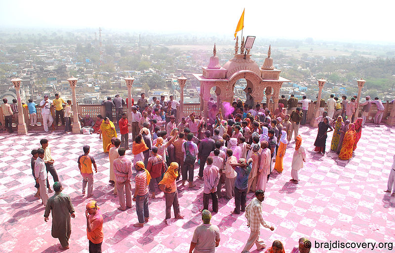 चित्र:Holi-Barsana-Mathura-3.jpg