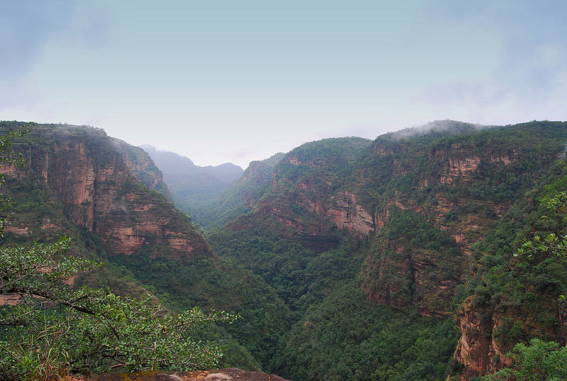 चित्र:Satpura-Mountain-Range-1.jpg
