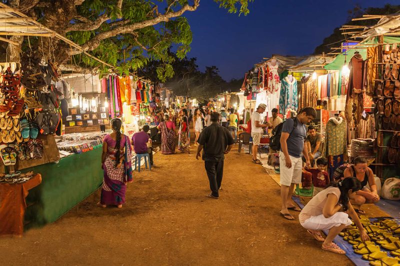 चित्र:Mapusa-Market-Goa.jpg