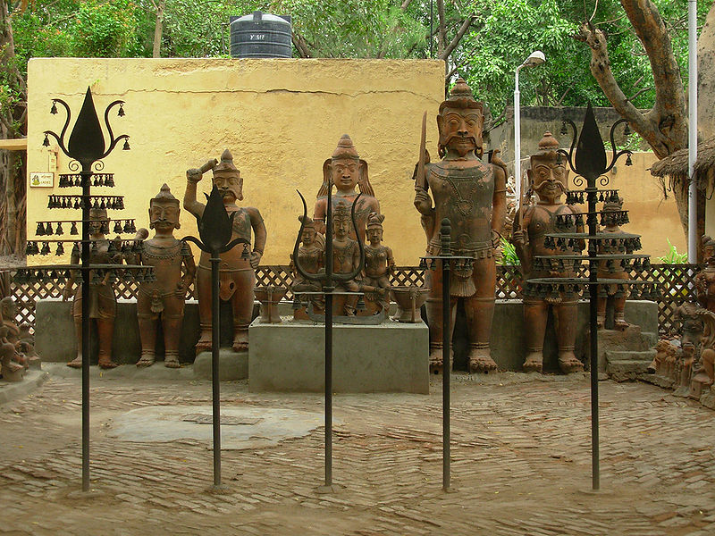 चित्र:Delhi-Crafts-Museum-2.jpg