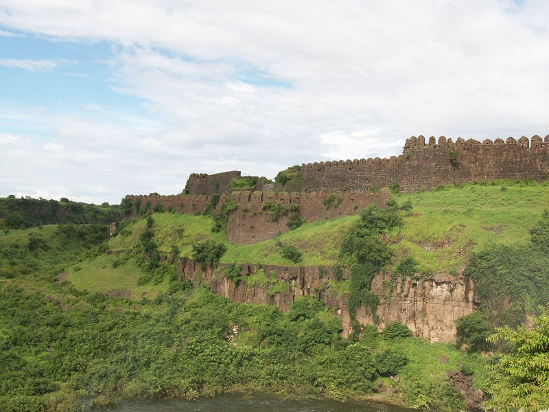 चित्र:Naldurg-Fort.jpg