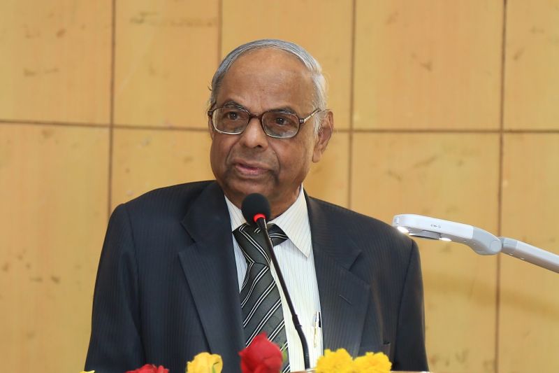 चित्र:C-Rangarajan.jpg