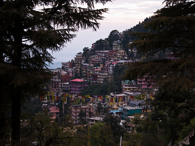 चित्र:Mcleodganj-2.jpg