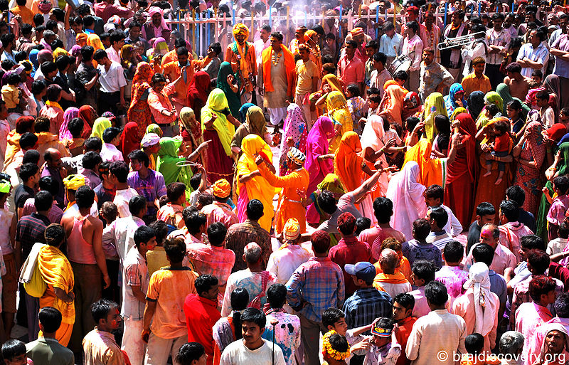 चित्र:Baldev-Holi-Mathura-14.jpg