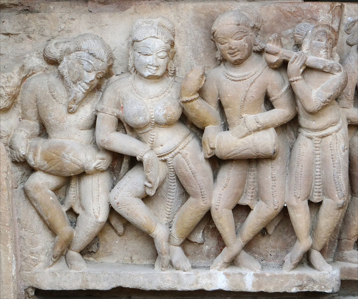 चित्र:Lakshmana-Temple-Khajuraho-4.jpg