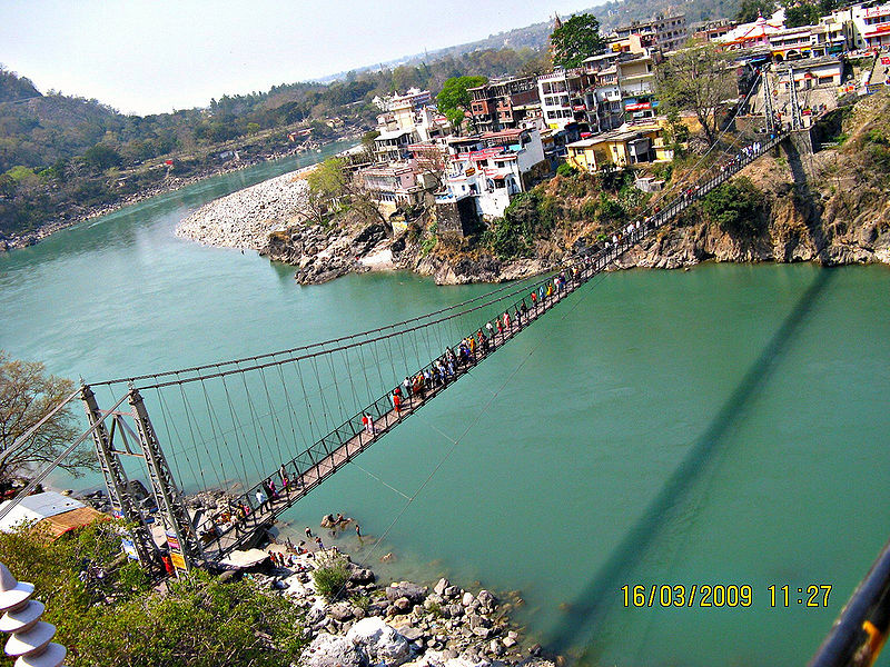 चित्र:Ram-Jhula-1.jpg