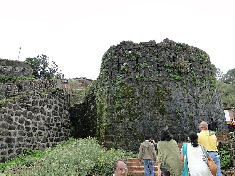 चित्र:Pratapgad-3.jpg