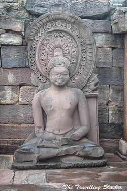साँची स्थित ध्यानस्थ बुद्ध की प्रतिमा