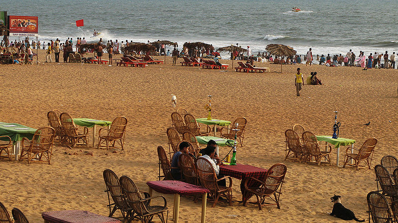 चित्र:Calangute-Beach-Goa.jpg