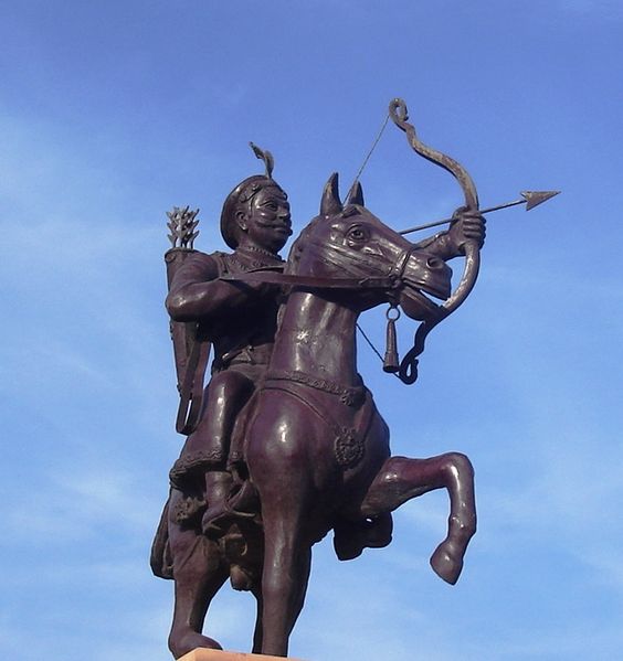 चित्र:Prithvi-Raj-Chauhan-Statue-Ajmer.jpg