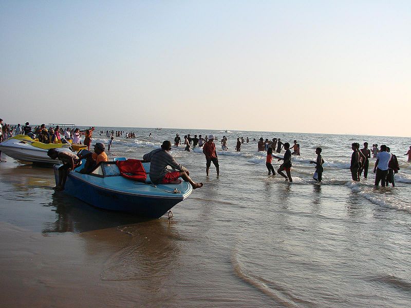 चित्र:Goa-Beach-1.jpg