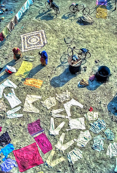 चित्र:Clothes-drying-Agra.jpg