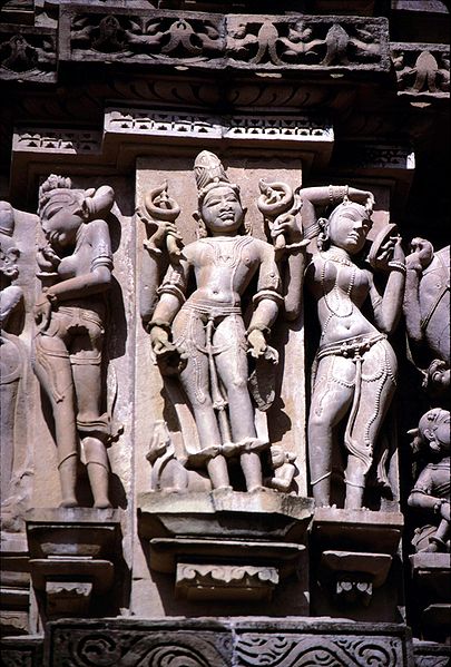 चित्र:Khajuraho-Madhya-Pradesh.jpg