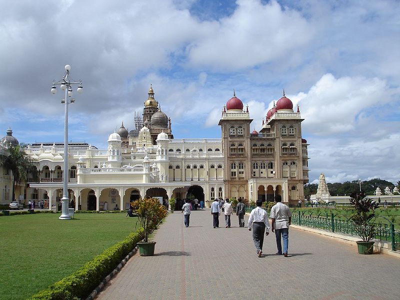 चित्र:Mysore-Palace-7.jpg