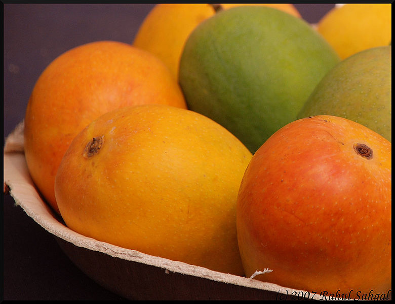 चित्र:Mangos.jpg