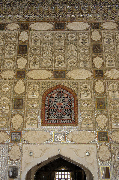 चित्र:Sheesh-Mahal-jaipur-6.jpg