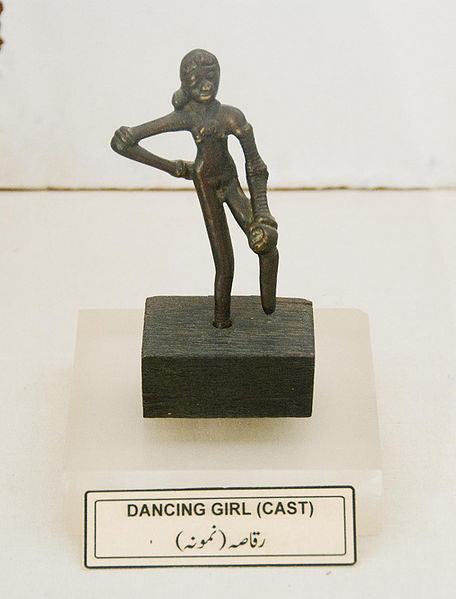 चित्र:Dancing-girl-mohenjo-daro.jpg