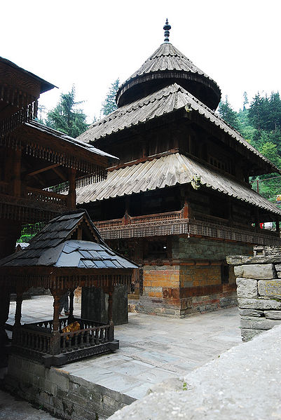 चित्र:Tripura-Sundari-Temple.jpg