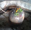सकहा स्थित शंकर जी का लिंग शीर्ष