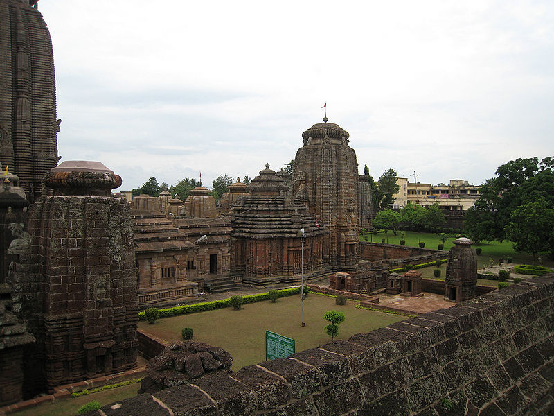 चित्र:Lingaraj-Temple.jpg