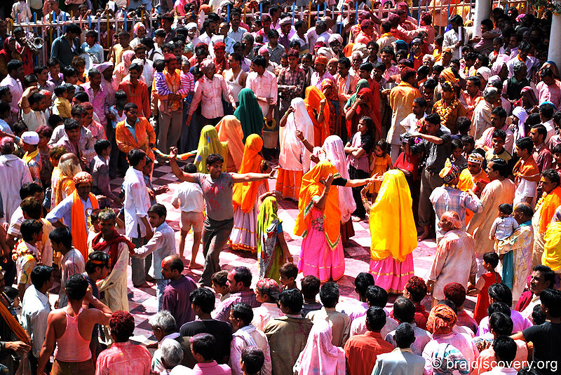 चित्र:Baldev-Holi-Mathura-13.jpg