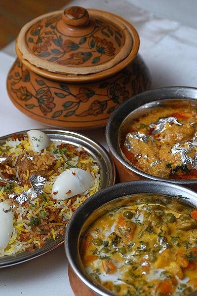 चित्र:Hyderabadi-Food.jpg