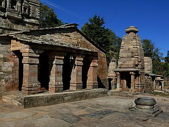 कटारमल सूर्य मन्दिर