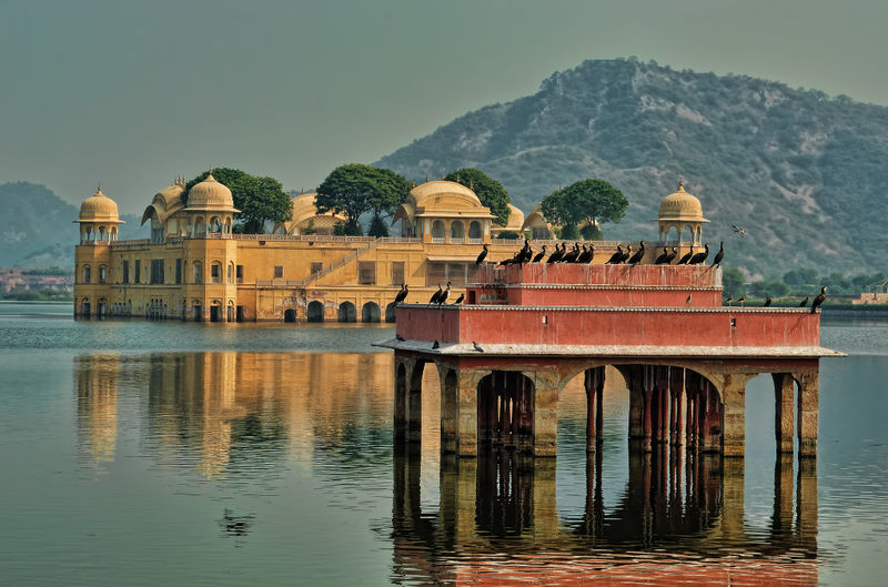 चित्र:Jal Mahal-Jaipur-1.jpg