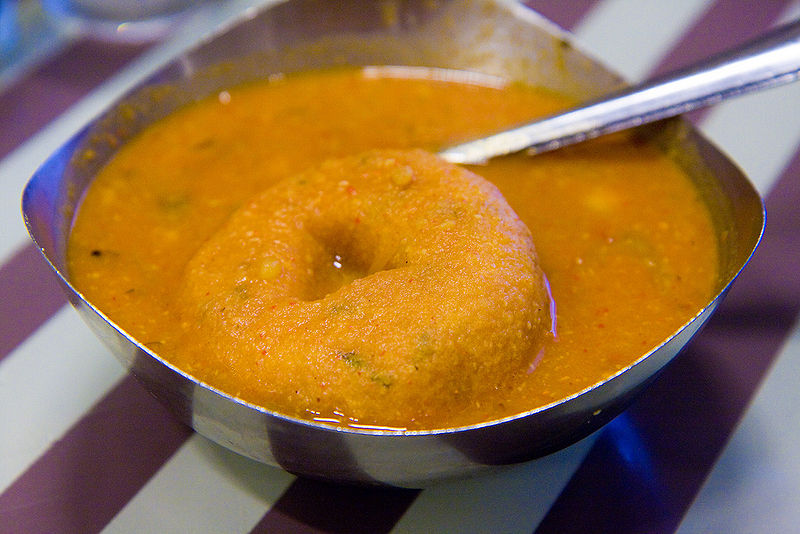चित्र:Vada-Mumbai.jpg